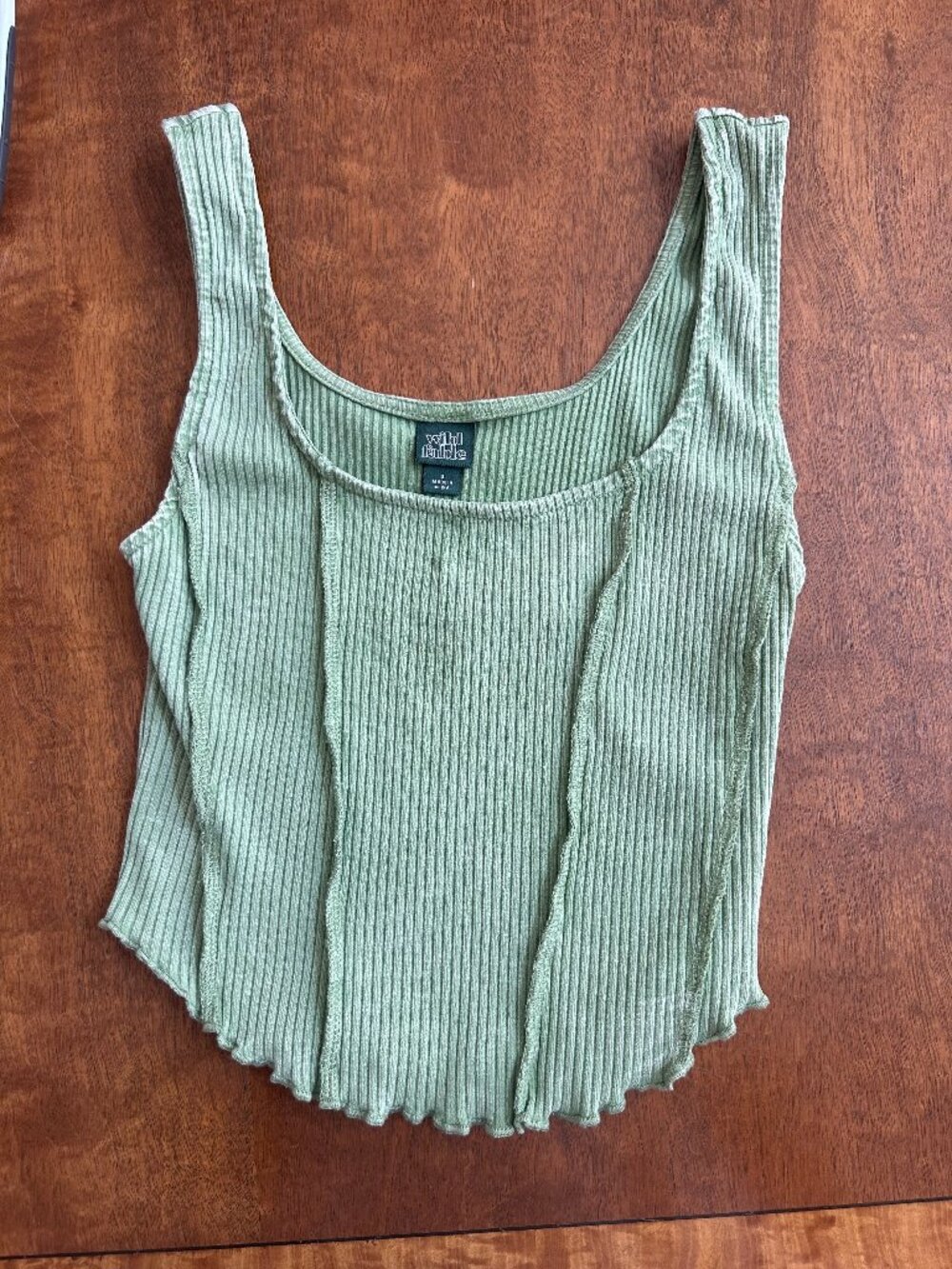 Green ribbed cropped tank top